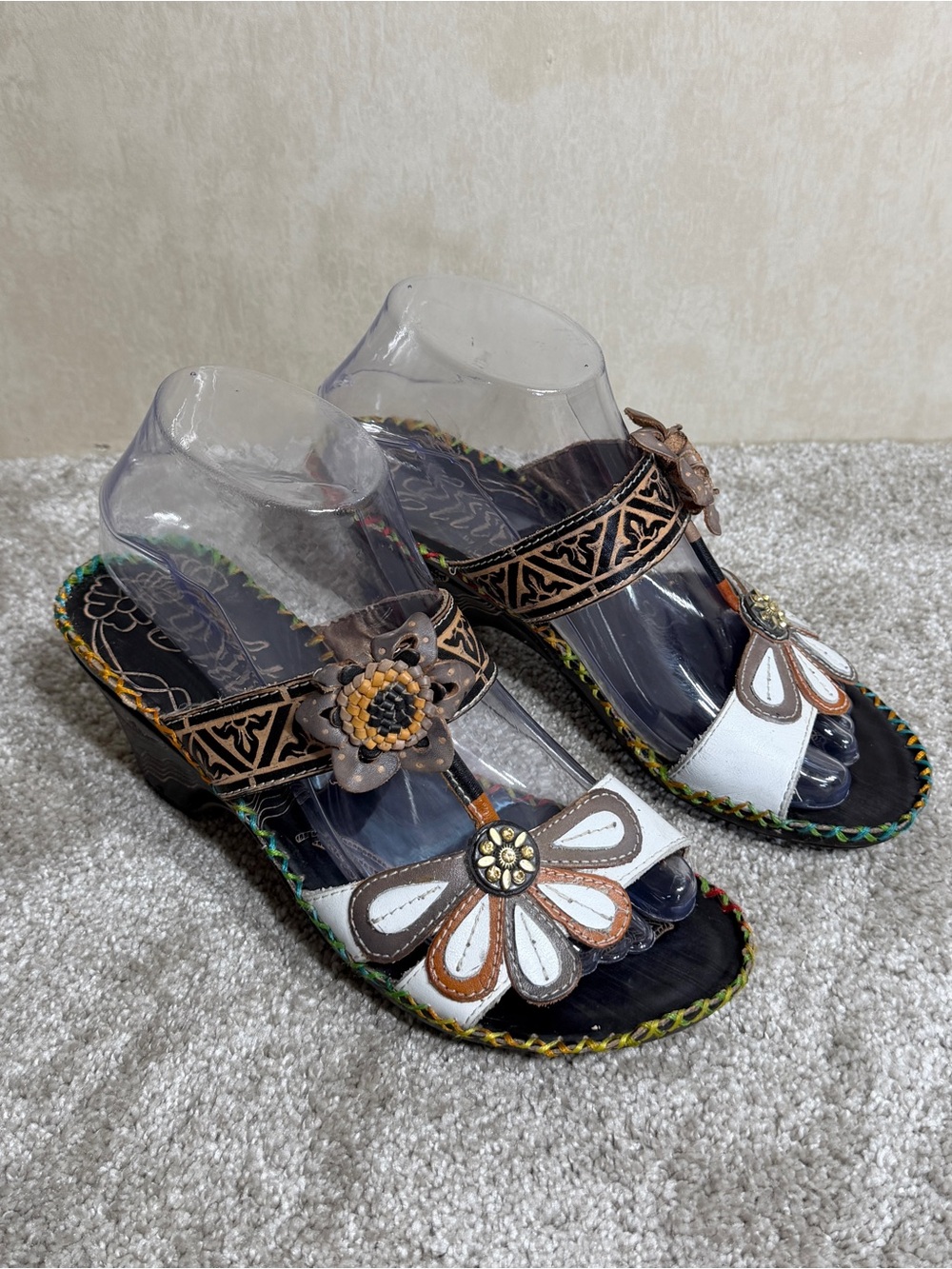 Elite by Corkys Women’s Jamaica Wedge Sandals Boho Floral Embellished 7